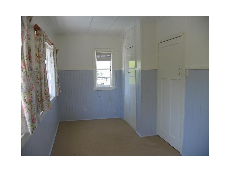 Eagle Heights QLD 4271
