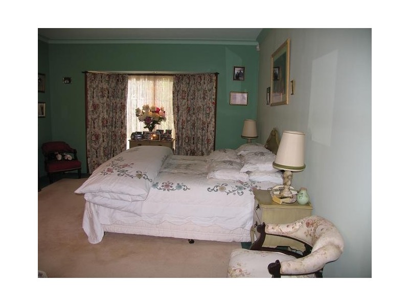 Eagle Heights QLD 4271