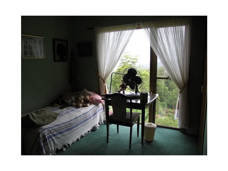 Eagle Heights QLD 4271