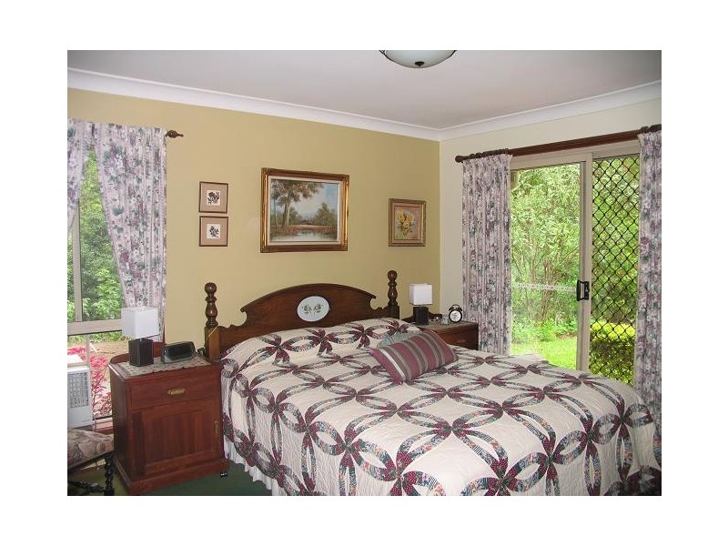 Eagle Heights QLD 4271