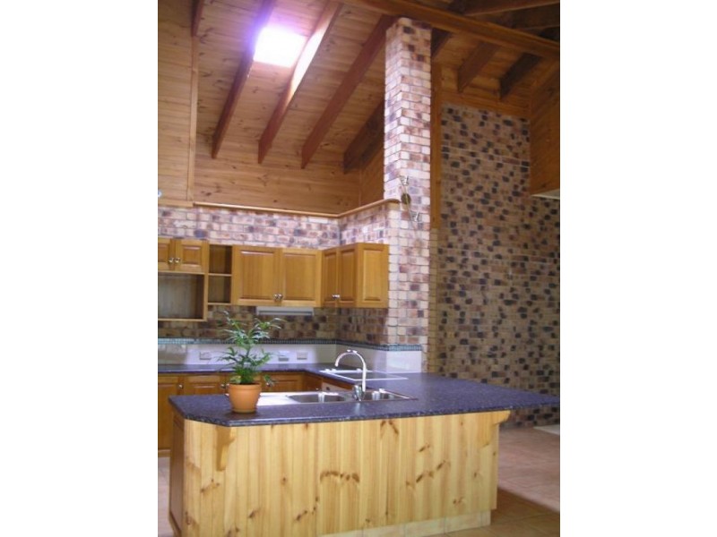 North Tamborine QLD 4272