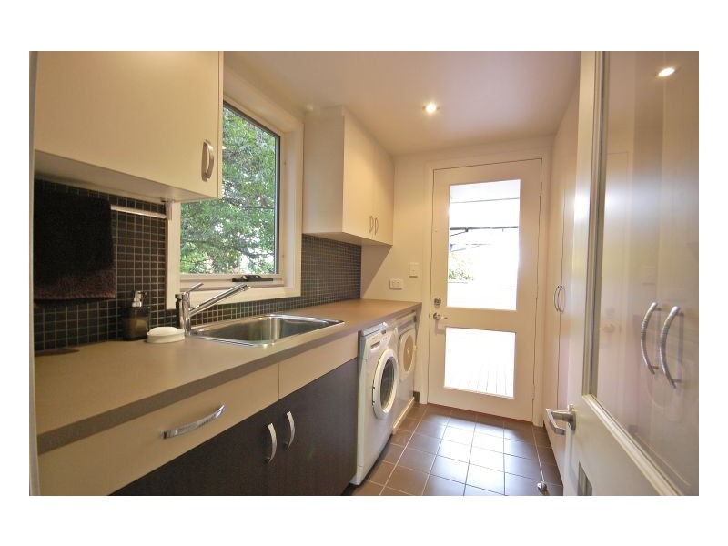 9 Oak Tree Drive, Armidale NSW 2350