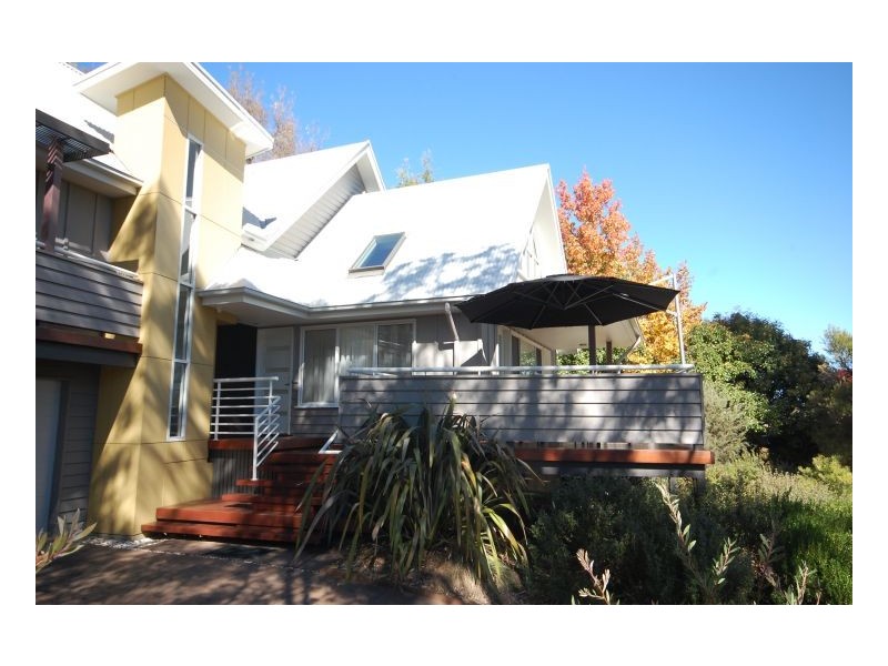 9 Oak Tree Drive, Armidale NSW 2350