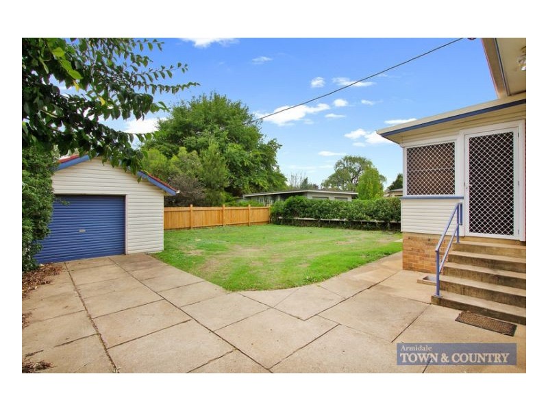 111 Butler Street, Armidale NSW 2350