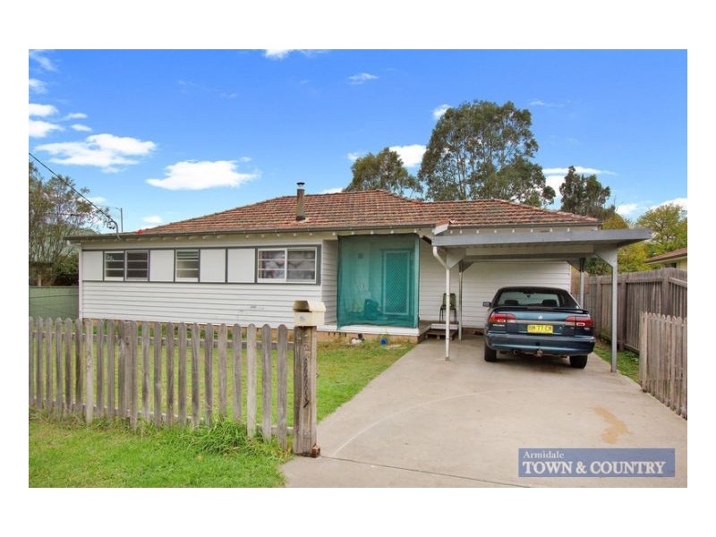 97 Golgotha Street, Armidale NSW 2350
