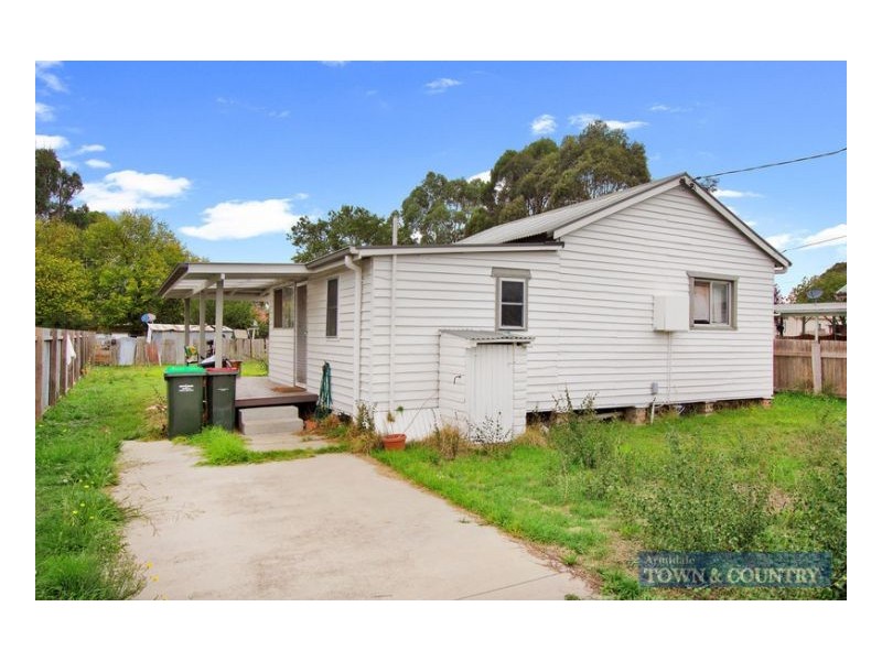 97 Golgotha Street, Armidale NSW 2350