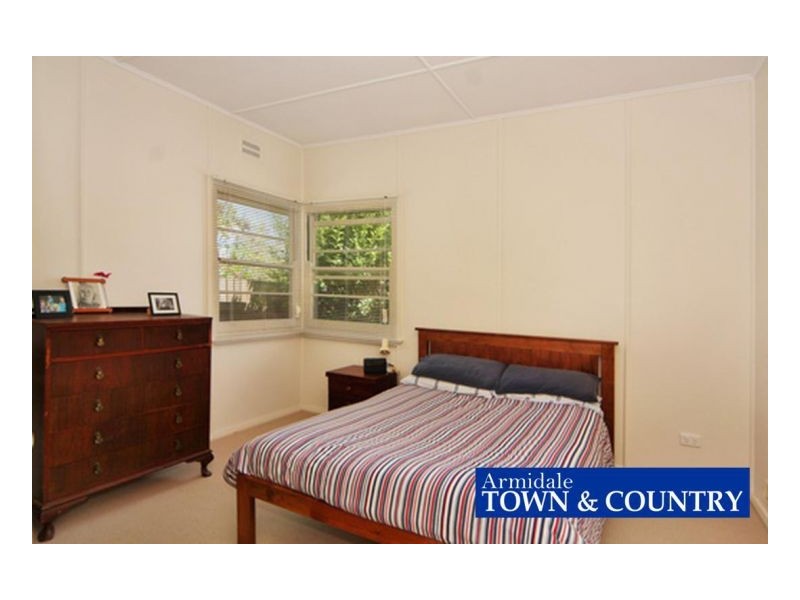 75 Douglas Street, Armidale NSW 2350