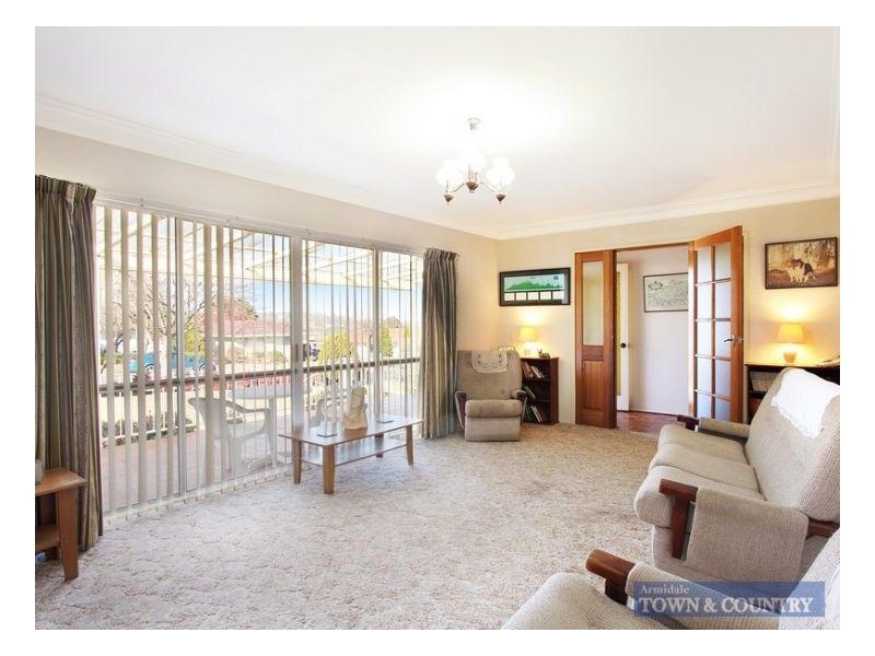 8 Arundel Drive, Armidale NSW 2350