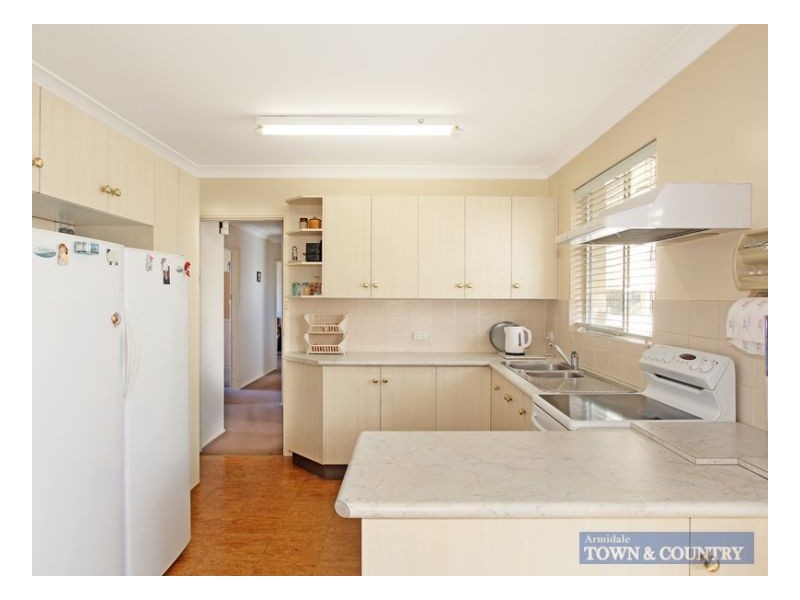 8 Arundel Drive, Armidale NSW 2350