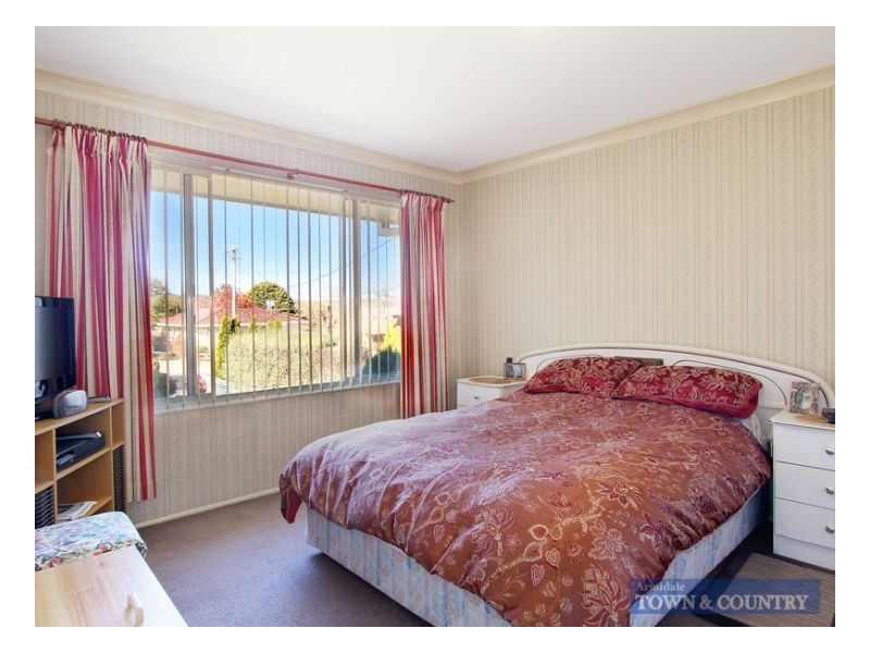 8 Arundel Drive, Armidale NSW 2350