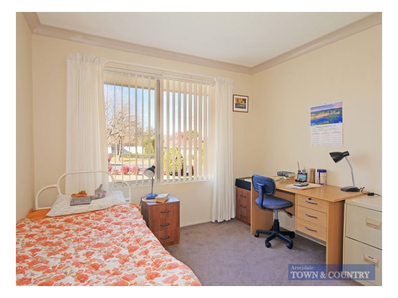 8 Arundel Drive, Armidale NSW 2350