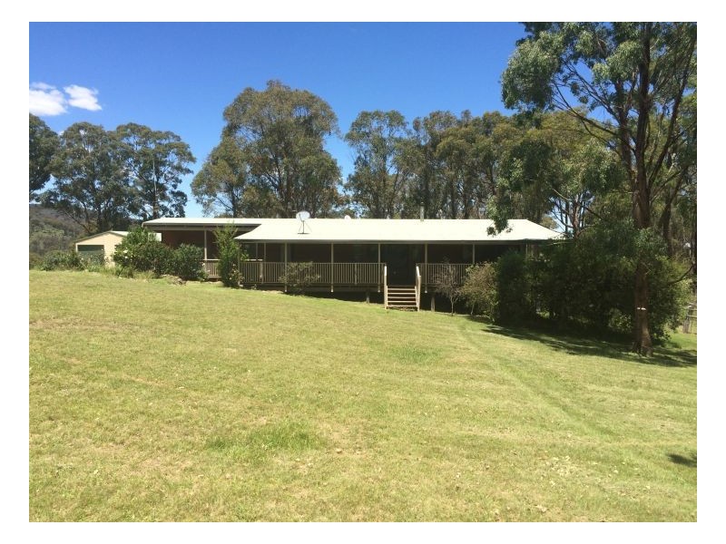 262 Hudsons Road, Guyra NSW 2365