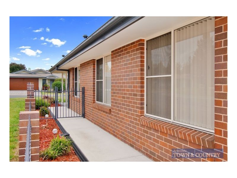 23 Rusden Court, Armidale NSW 2350