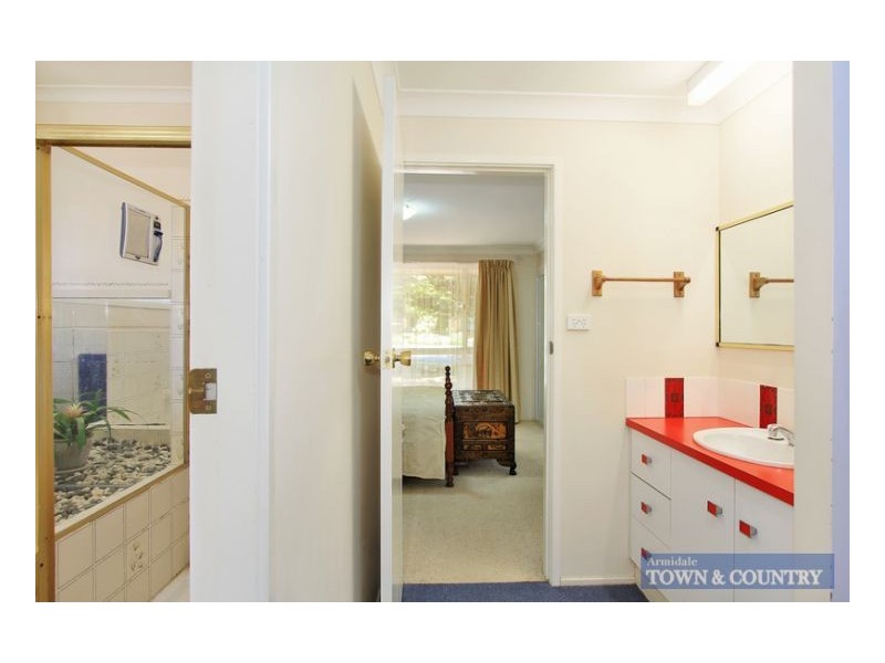 11 Baldwyn Street, Armidale NSW 2350