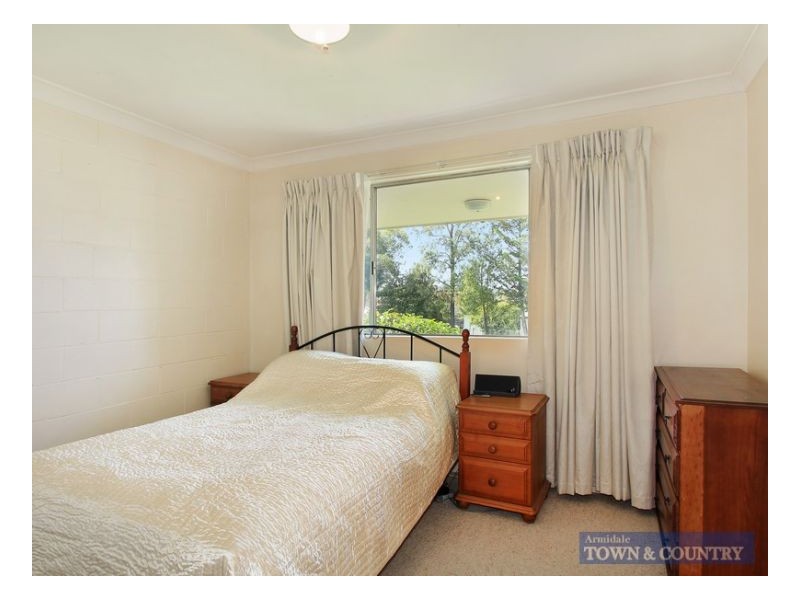 1 & 2/2 Kenalmac Avenue, Armidale NSW 2350