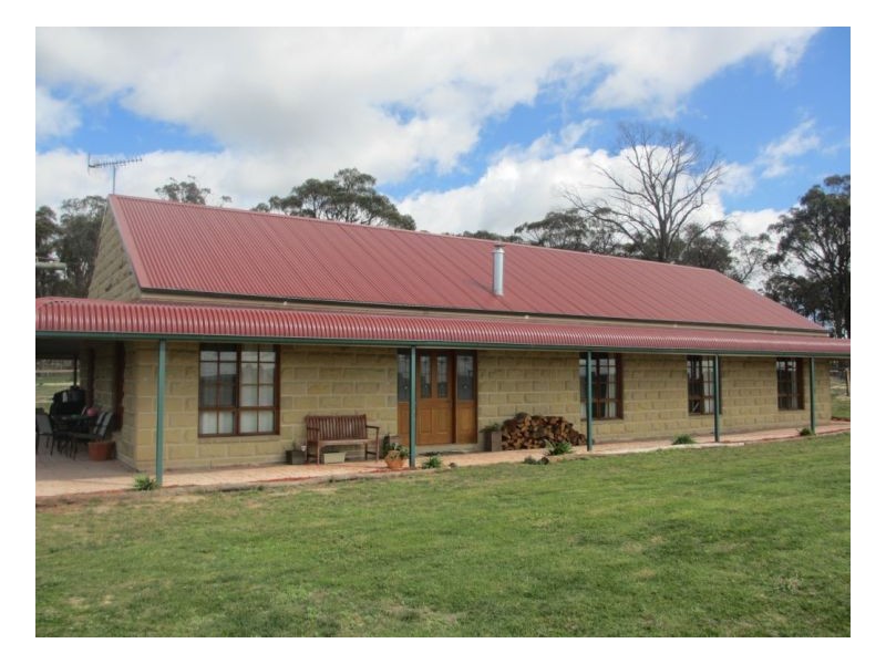 7168 New England Highway, Armidale NSW 2350