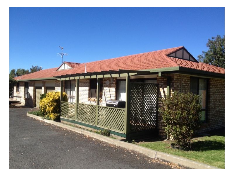 1-6/27 Niagara, Armidale NSW 2350
