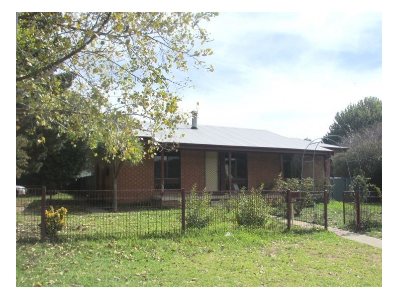34 Niagara Street, Armidale NSW 2350