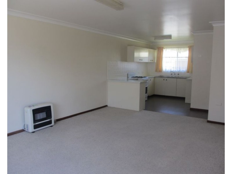 2/190 Rusden Street, Armidale NSW 2350