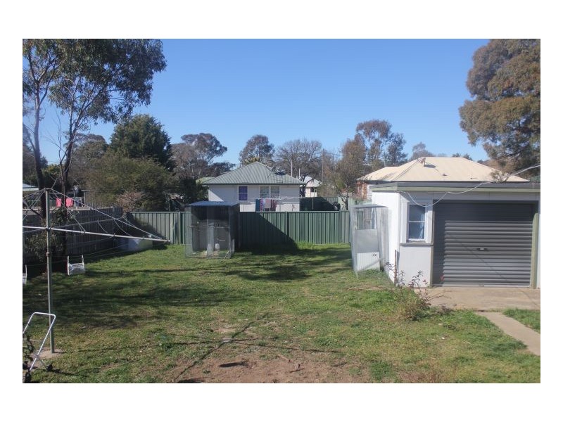 49 Canambe, Armidale NSW 2350