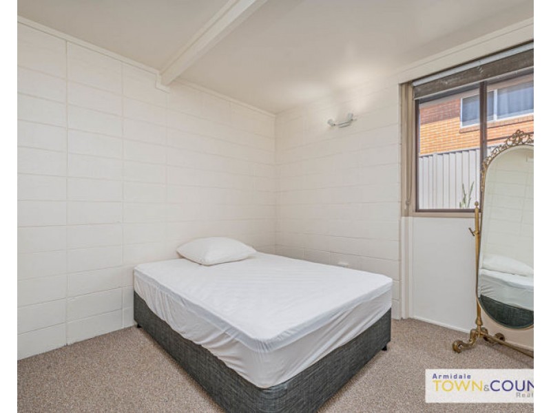 4/4 Drummond Avenue, Armidale NSW 2350