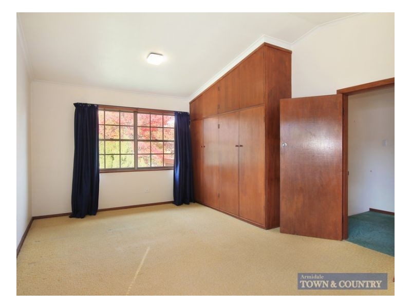 74 Markham Street, Armidale NSW 2350