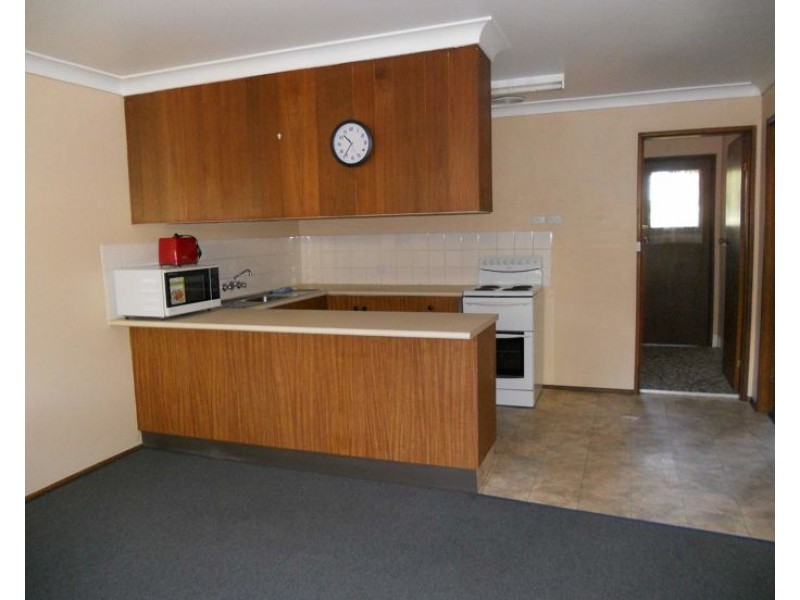 3/3 Bellevue Road, Armidale NSW 2350