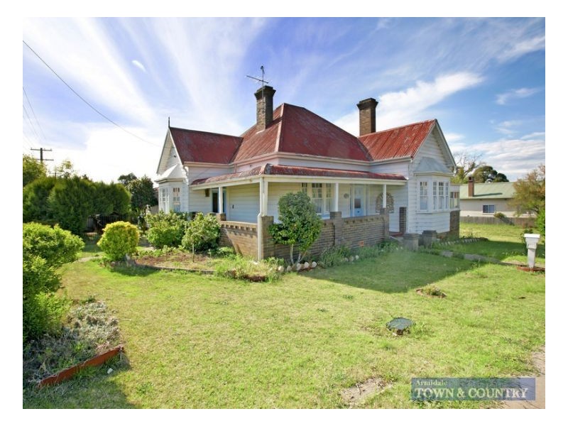 108 Niagara Street, Armidale NSW 2350