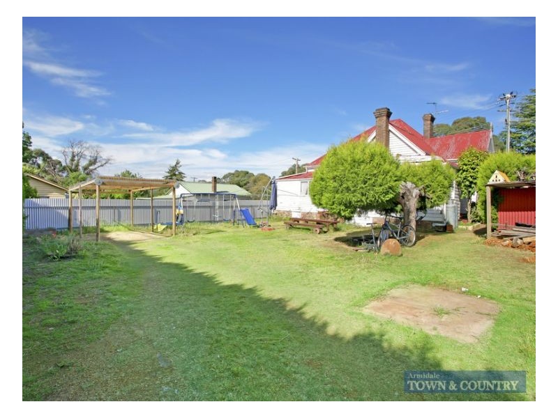 108 Niagara Street, Armidale NSW 2350