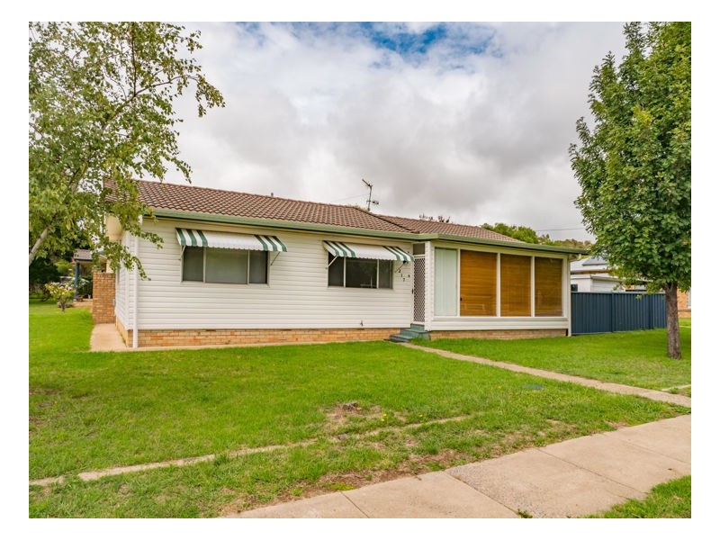 42 Kentucky Street, Armidale NSW 2350