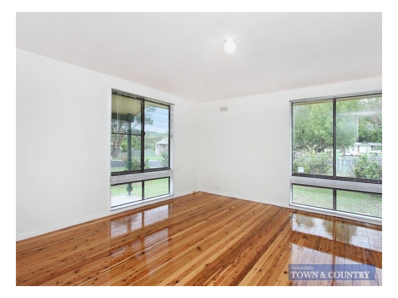 4 Hiddens Street, Armidale NSW 2350