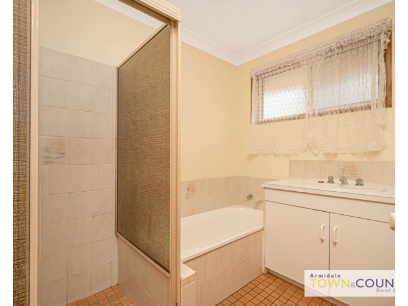 56 Macdonald Drive, Armidale NSW 2350