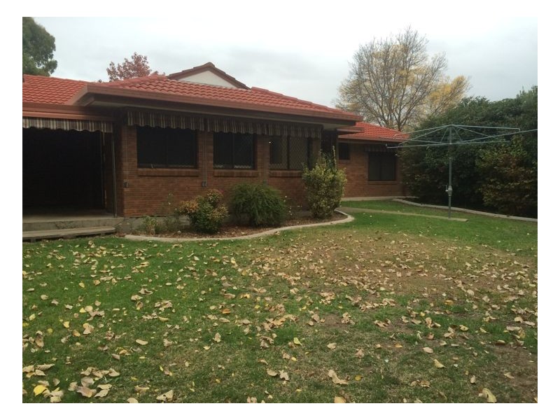 85 Macdonald Drive, Armidale NSW 2350