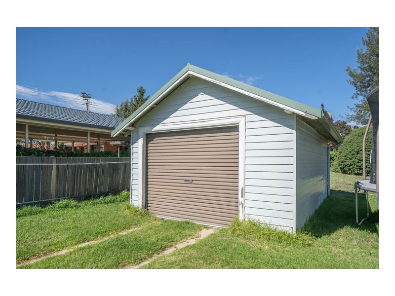 60 Mossman Street, Armidale NSW 2350