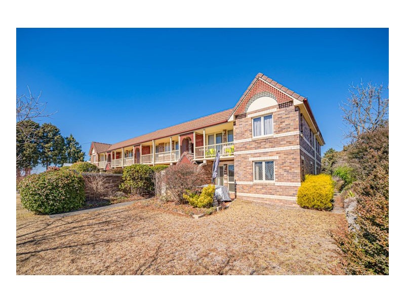 4/114-116 Mossman Street, Armidale NSW 2350