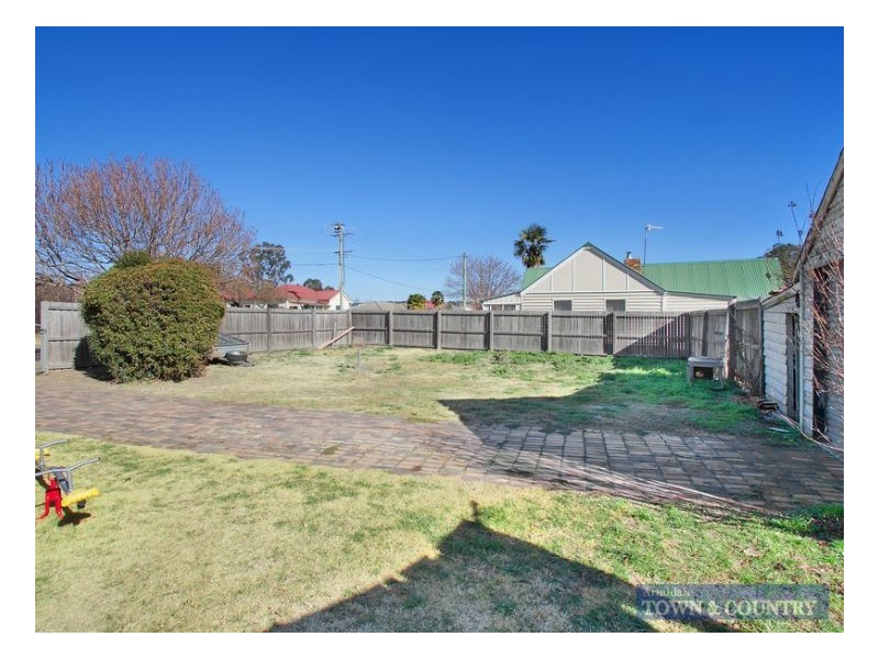 96 Niagara Street, Armidale NSW 2350