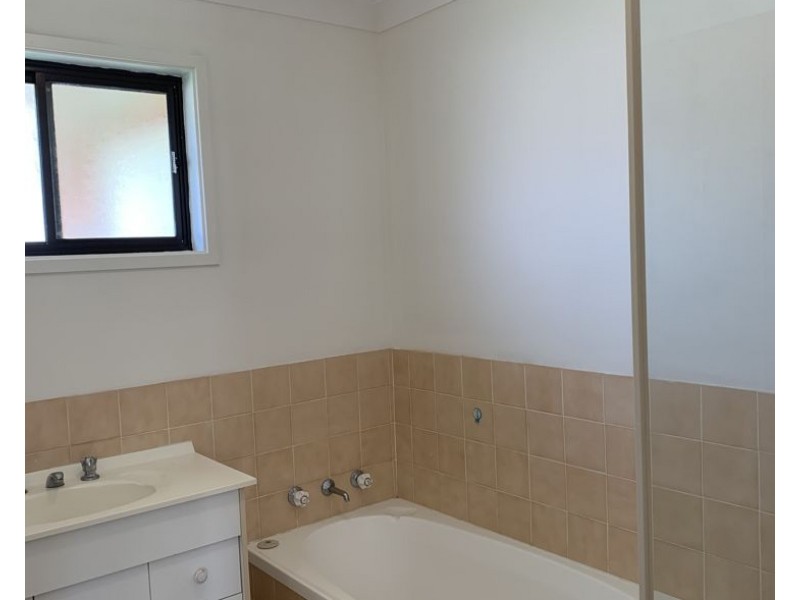 2/196 Rusden Street, Armidale NSW 2350