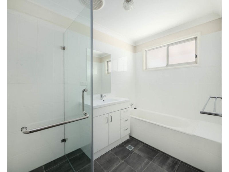 11 Sunset Avenue, Armidale NSW 2350