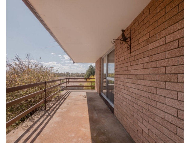 11 Sunset Avenue, Armidale NSW 2350