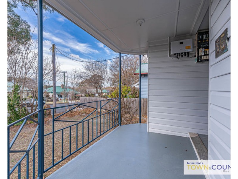 56 Taylor Street, Armidale NSW 2350