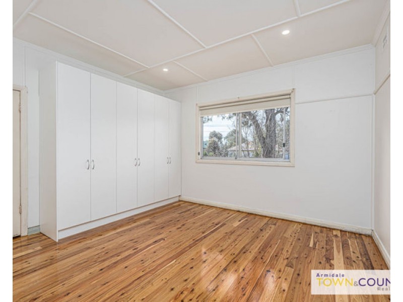 56 Taylor Street, Armidale NSW 2350