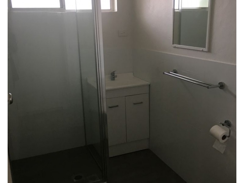 2/12 Wigan Avenue, Armidale NSW 2350