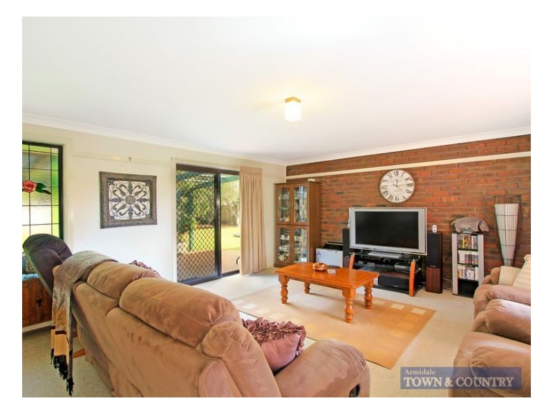 9 Centura Crescent, Armidale NSW 2350