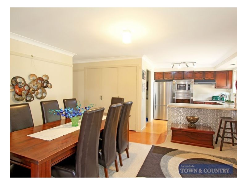 9 Centura Crescent, Armidale NSW 2350