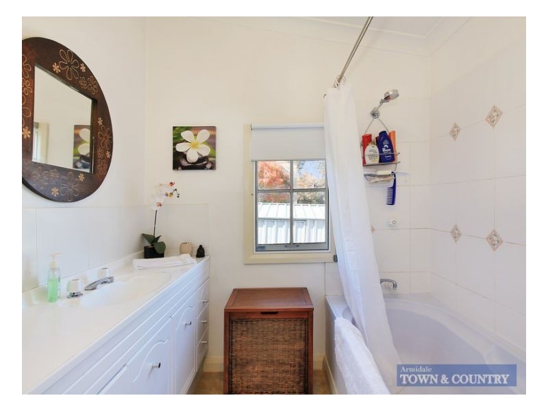 202 Donnelly Street, Armidale NSW 2350