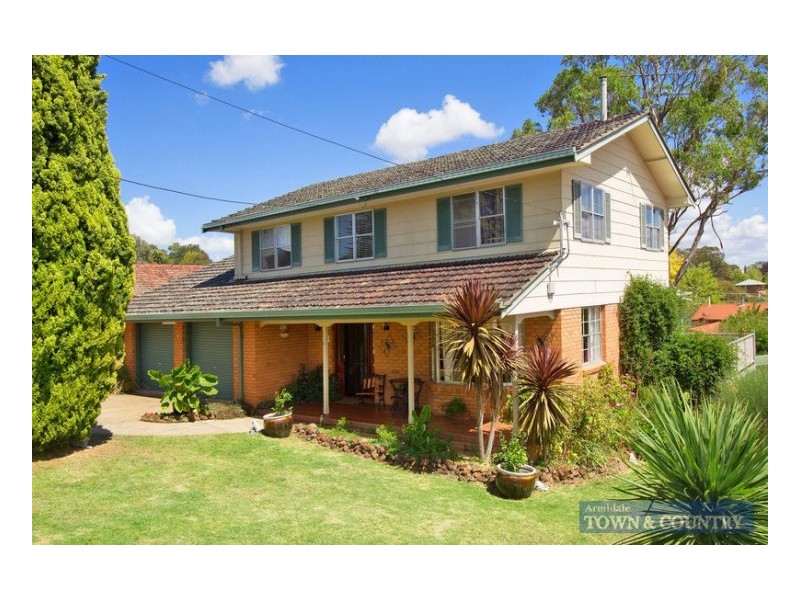 6 Proctor Street, Armidale NSW 2350
