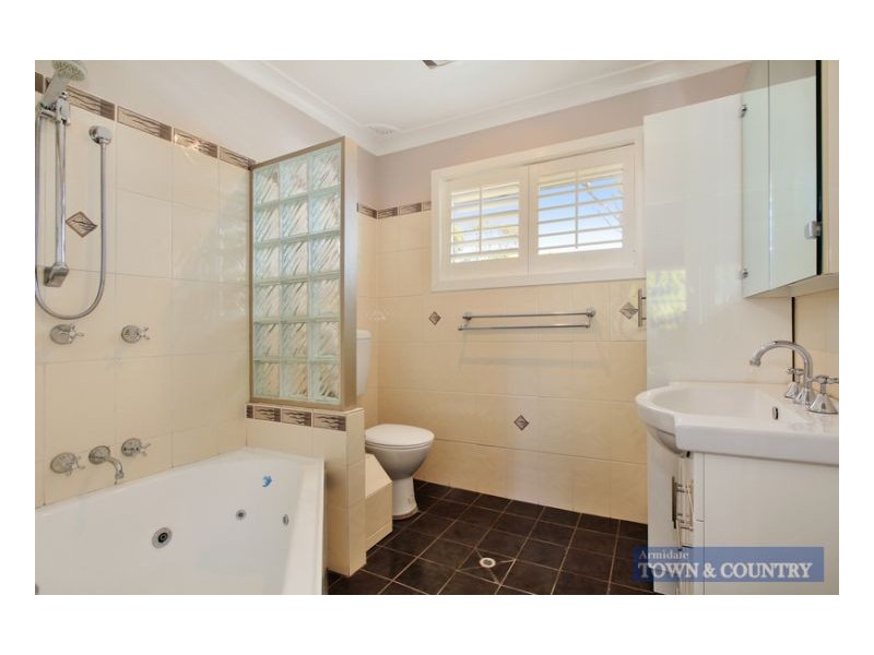 6 Proctor Street, Armidale NSW 2350