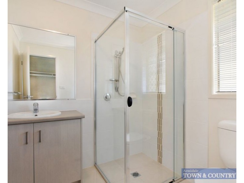 48 Manse Street, Guyra NSW 2365