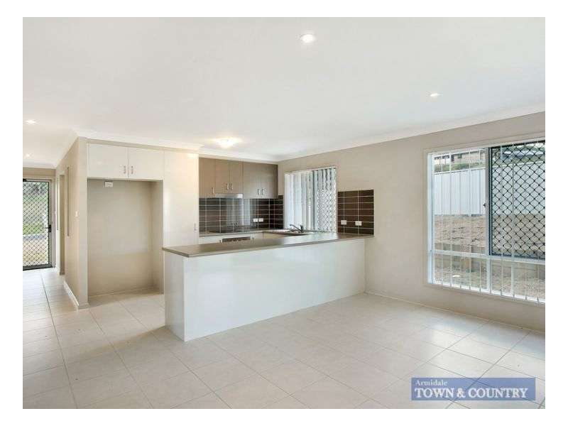 12 Grandview Crescent, Armidale NSW 2350