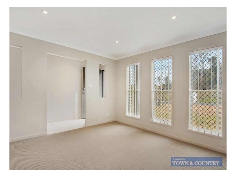 12 Grandview Crescent, Armidale NSW 2350
